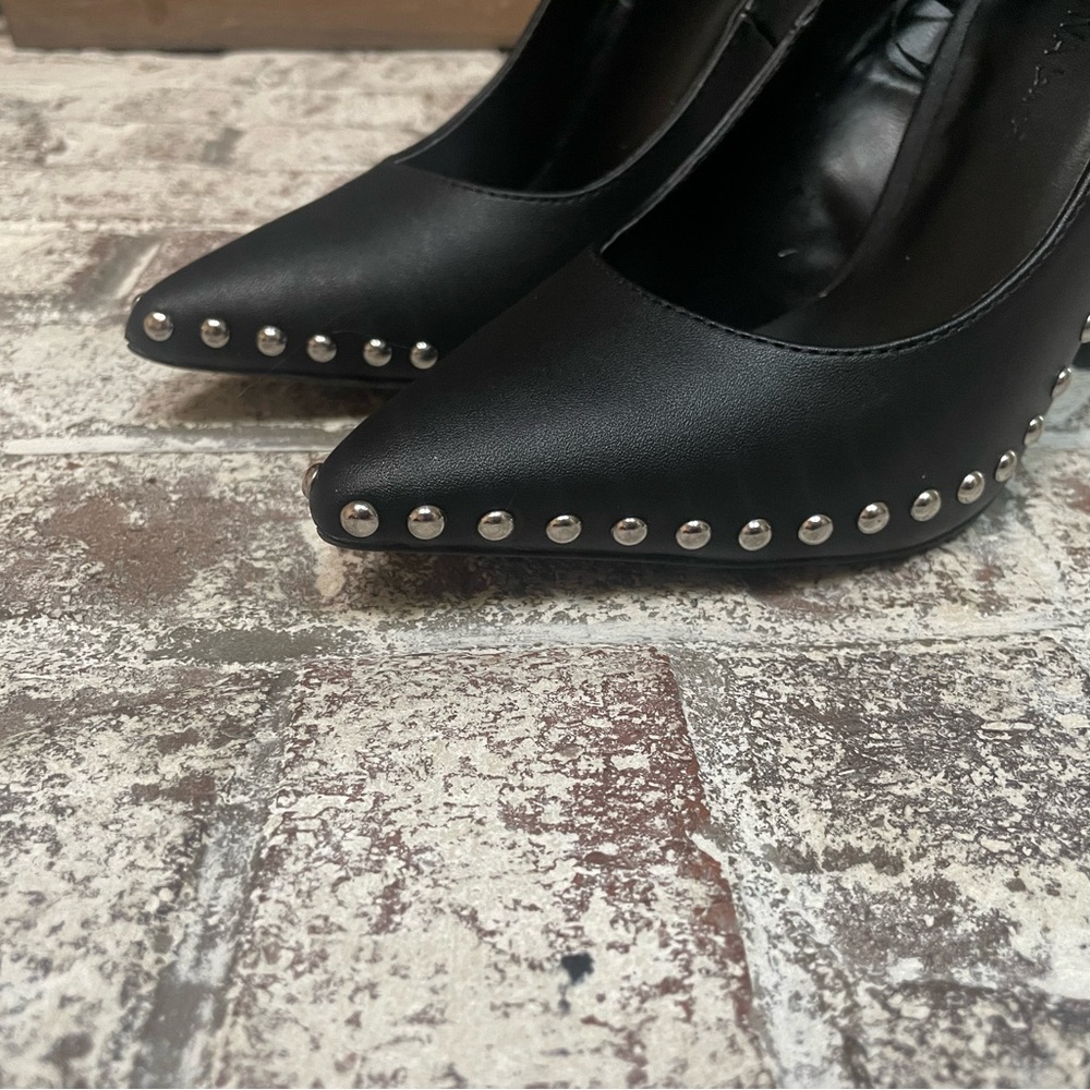 Wild Diva Lounge Heels size 7
